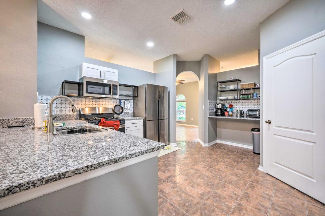Sunny Clermont Retreat With Pool 12 Mi To Disney! オーランド エクステリア 写真